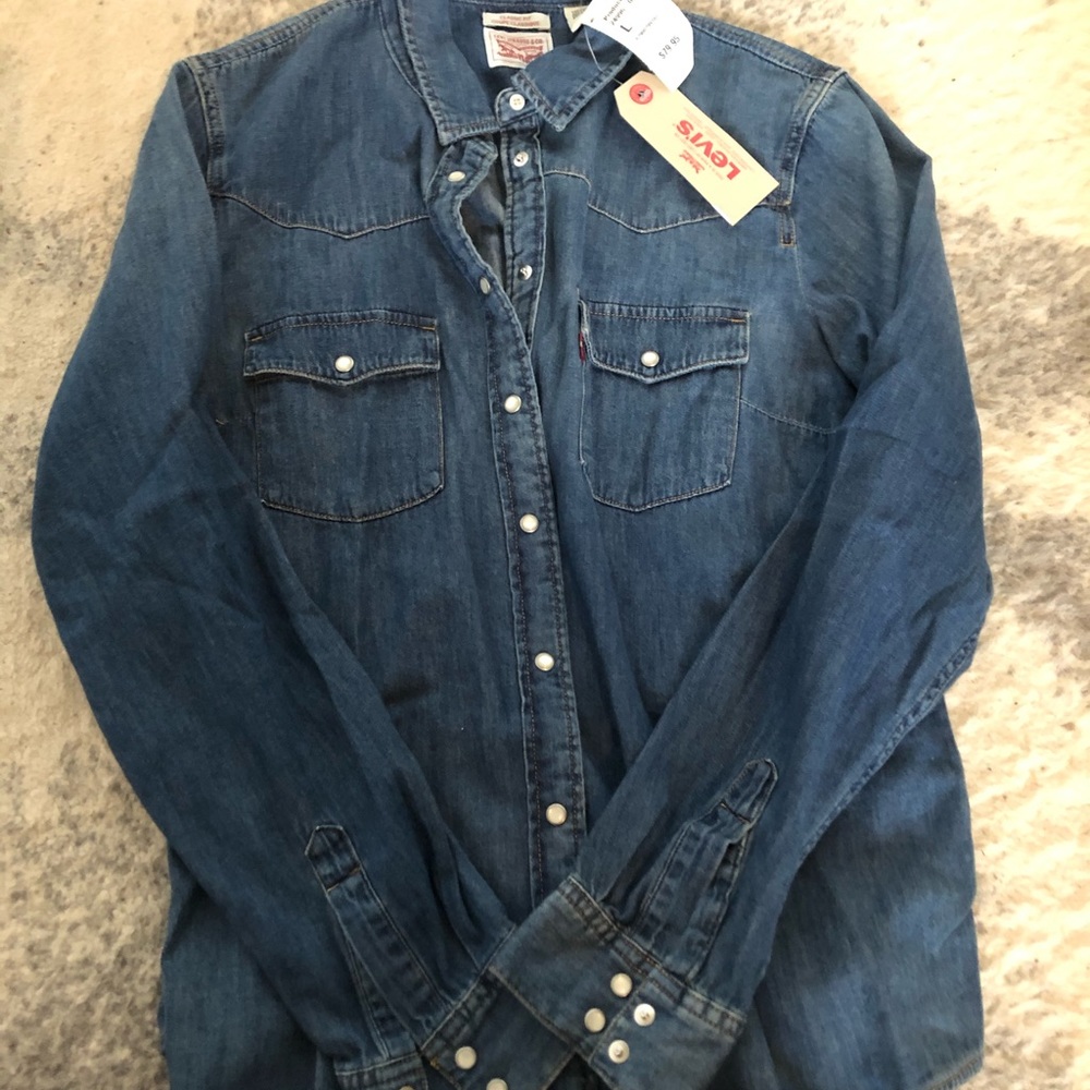 Levi’s Brand New Button Up